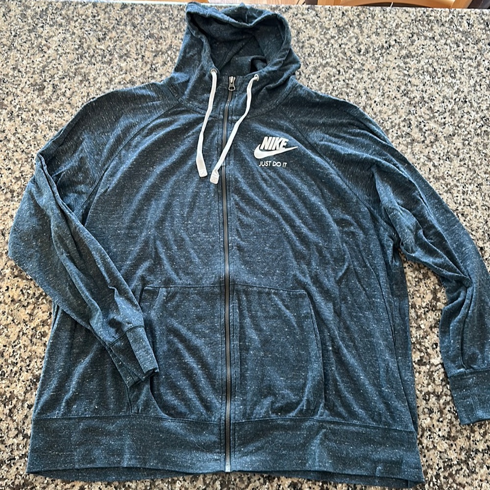 Women’s Plus Size Zip Up Hoodie